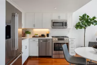 Photo #6: 424000496 Listing 