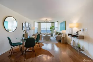 Photo #5: 424000540 Listing 