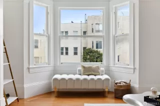 Photo #3: 424000579 Listing 