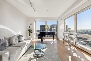 Photo #6: 424000747 Listing 