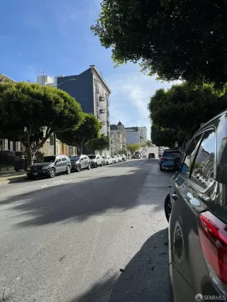 Photo #2: 424001182 Listing 