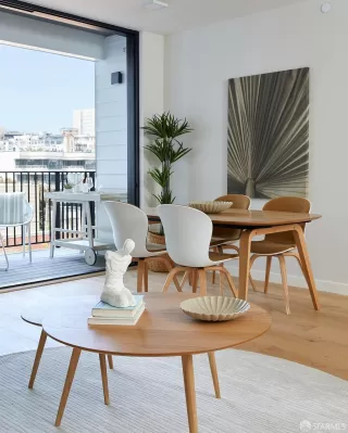 Photo #5: 424001892 Listing