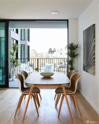 Photo #6: 424001892 Listing