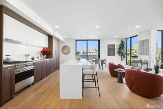 Photo #3: 424001893 Listing 