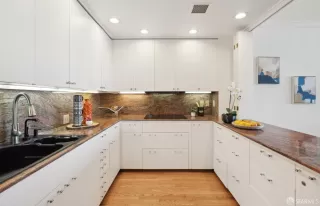 Photo #6: 424001971 Listing