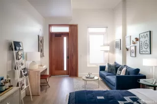 Photo #4: 424002013 Listing 