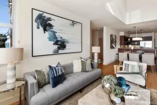 Photo #5: 424002056 Listing 