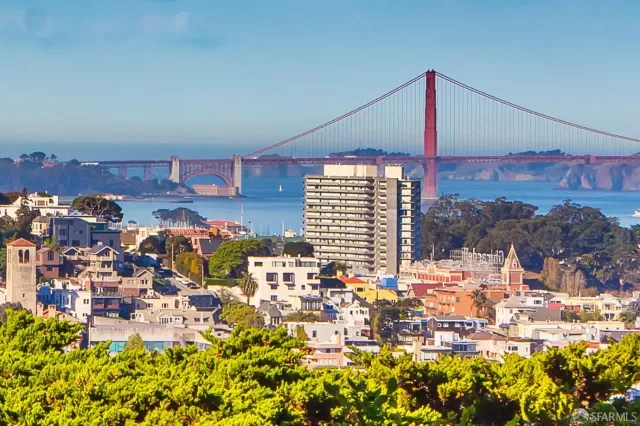 MLS: 424002140 Condo For Sale