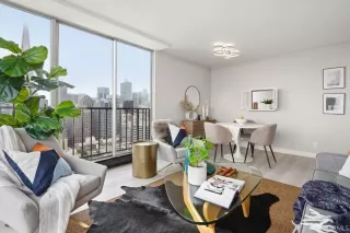 Photo #3: 424002496 Listing