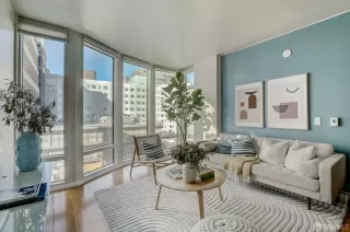 Photo #2: 424002527 Listing