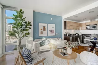 Photo #4: 424002527 Listing