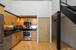 Photo #5: 424002566 Listing 