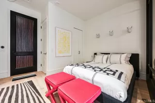 Photo #3: 424002735 Listing 