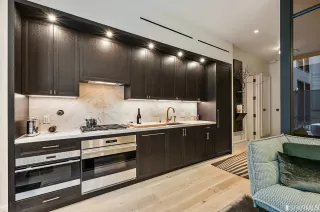 Photo #6: 424002735 Listing 