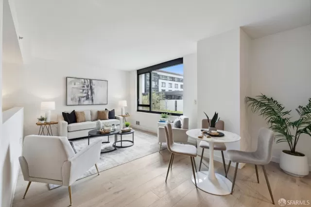 MLS: 424002783 Condo For Sale