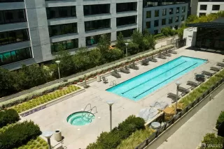 Photo #4: 424002783 Listing