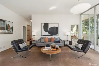 Photo #5: 424002786 Listing 