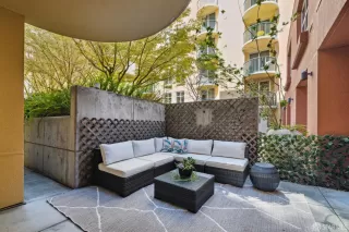 Photo #3: 424002837 Listing 