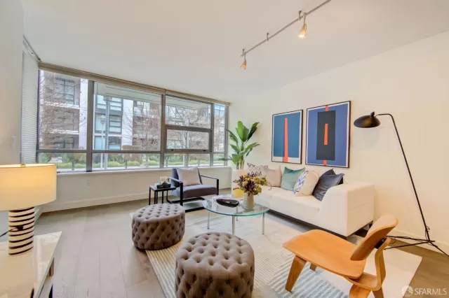 MLS: 424002884 Condo For Sale