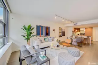 Photo #4: 424002884 Listing 