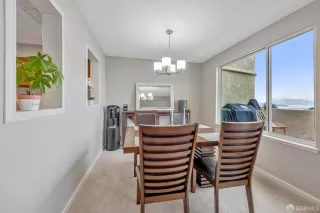 Photo #5: 424002909 Listing 