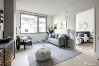 Photo #2: 424003234 Listing