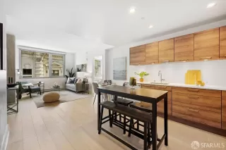 Photo #3: 424003234 Listing