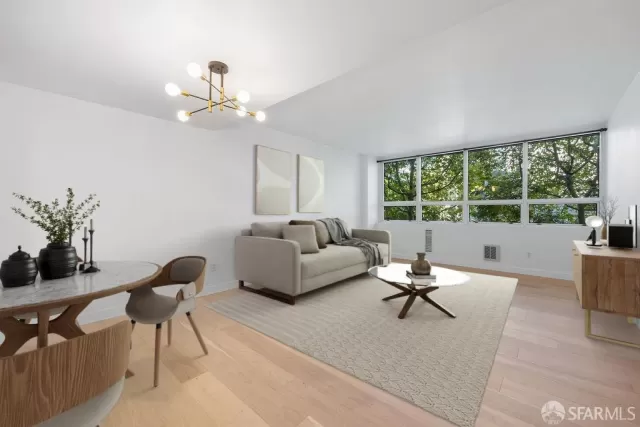 MLS: 424003244 Condo For Sale