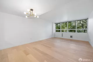 Photo #4: 424003244 Listing 