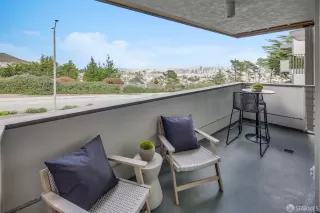 Photo #6: 424003272 Listing 