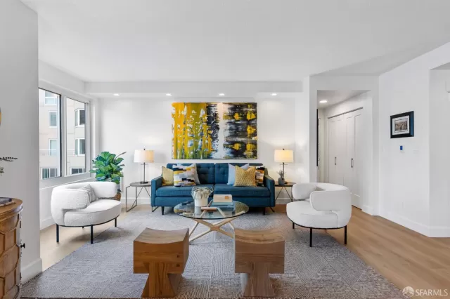 MLS: 424003599 Condo For Sale