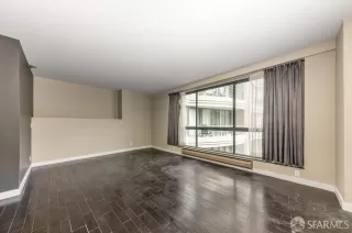 Photo #3: 424003766 Listing 