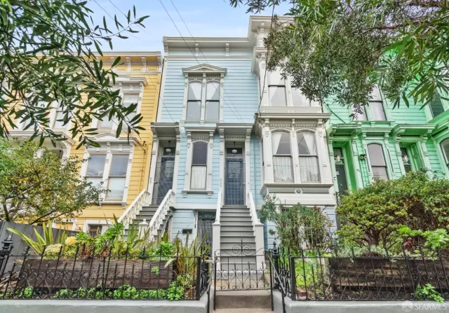 MLS: 424003878 Condo For Sale