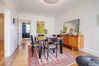 Photo #6: 424004358 Listing