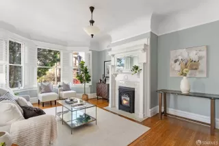 Photo #3: 424004501 Listing 