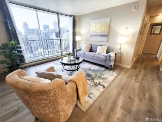 Photo #3: 424004699 Listing 