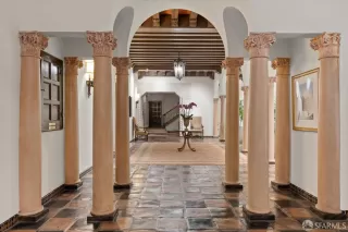 Photo #3: 424004966 Listing