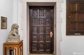 Photo #6: 424004966 Listing