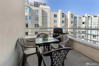 Photo #5: 424005169 Listing