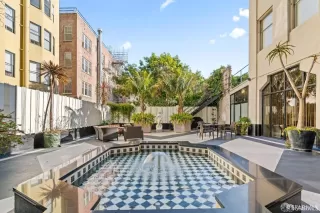 Photo #2: 424005243 Listing 