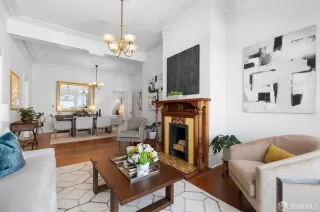 Photo #5: 424005266 Listing 