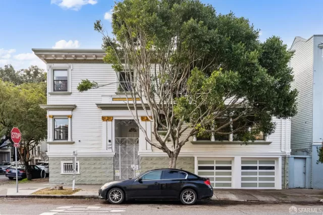 MLS: 424005454 Condo For Sale