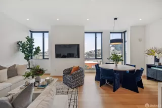 Photo #3: 424005934 Listing 