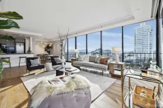 Photo #1: 424005978 Listing