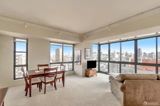 Photo #1: 424006620 Listing