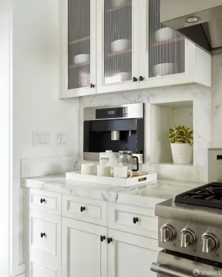 Photo #6: 424006960 Listing