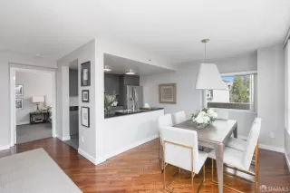 Photo #6: 424007275 Listing 