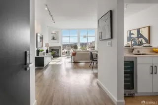 Photo #4: 424007455 Listing 