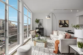 Photo #6: 424007455 Listing 