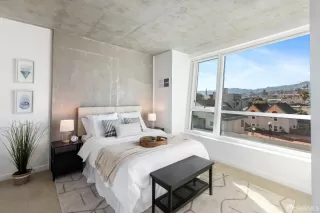 Photo #4: 424007736 Listing 